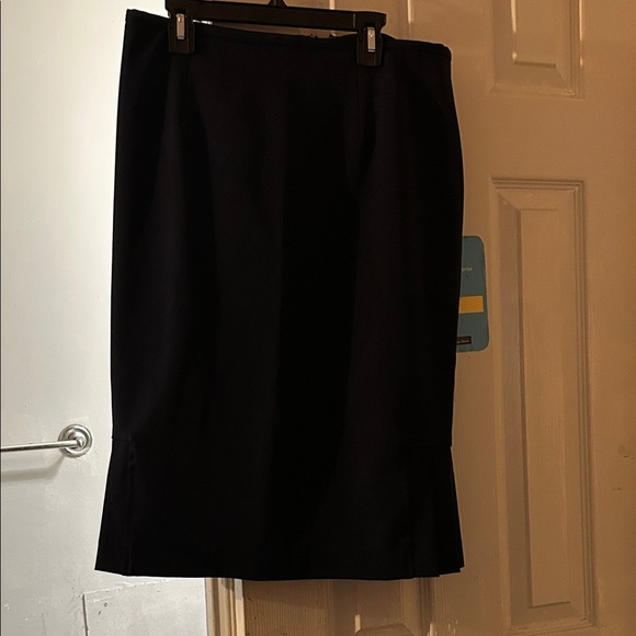 Elegant Blue Skirt Set - Picture 1 of 5